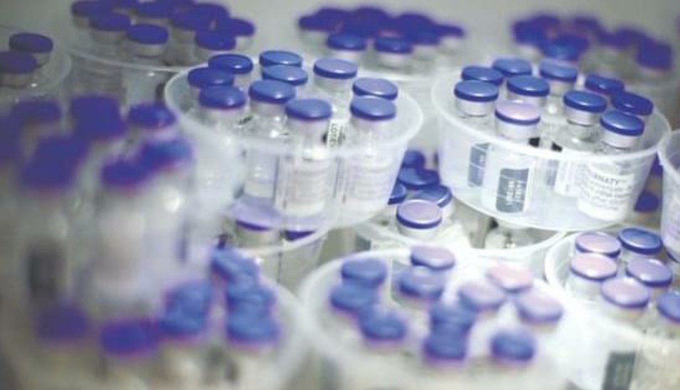 Minas Gerais recebe 544.050 doses de vacinas da Pfizer nesta segunda-feira