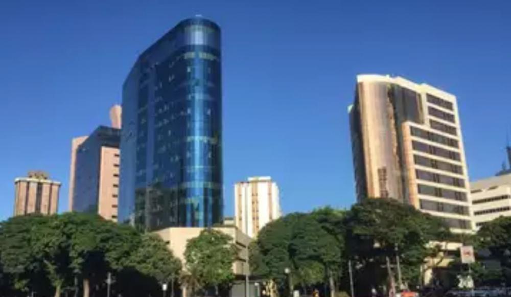 Calor intenso e possibilidade de chuvas isoladas continuam em Minas