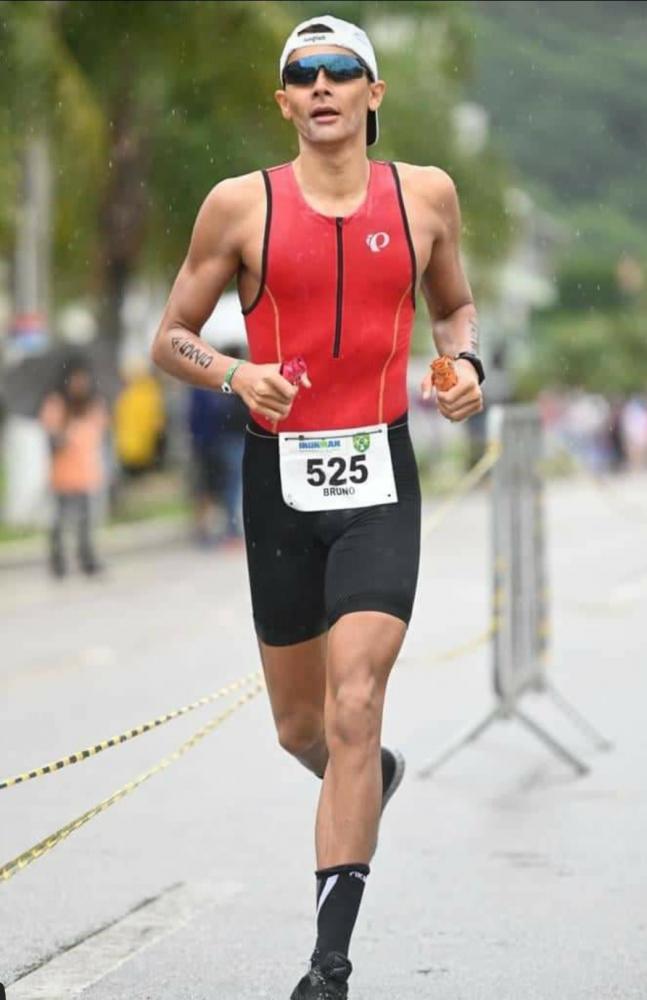 Atleta campobelense é medalhista no IRONMAN Brasil que reuniu mais de 2200 competidores no maior evento de triathlon da América Latina.