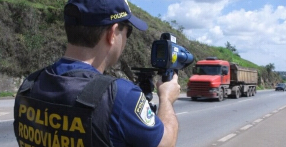 Justiça determina volta de radares móveis em rodovias; 22 aparelhos devem voltar a operar em Minas