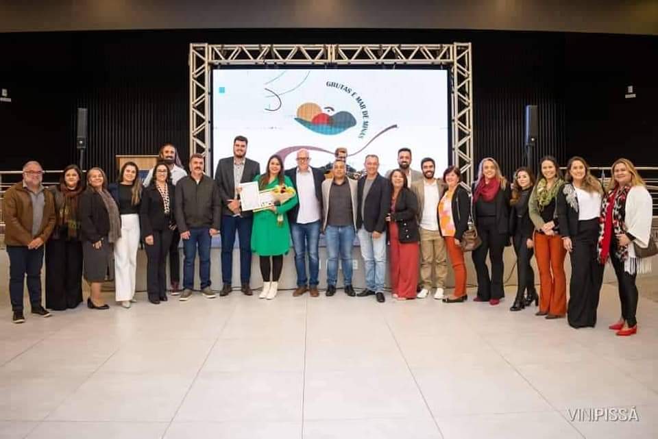 Campo Belo participa de evento turístico para entrega do projeto aprovado no programa 