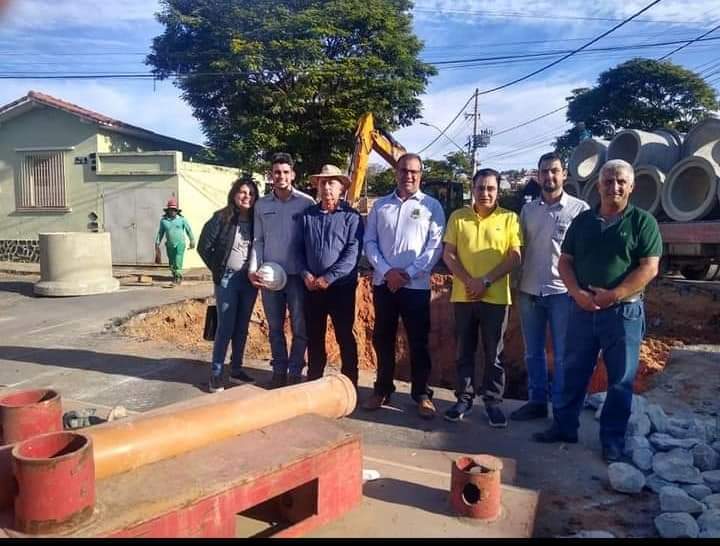 PREFEITURA INVESTE CERCA DE R$ 4 MILHÕES PARA TORNAR REALIDADE OBRA COMPLEXA E QUE DURANTE DÉCADAS DEIXOU VULNERÁVEL PARTE CENTRAL DA CIDADE.