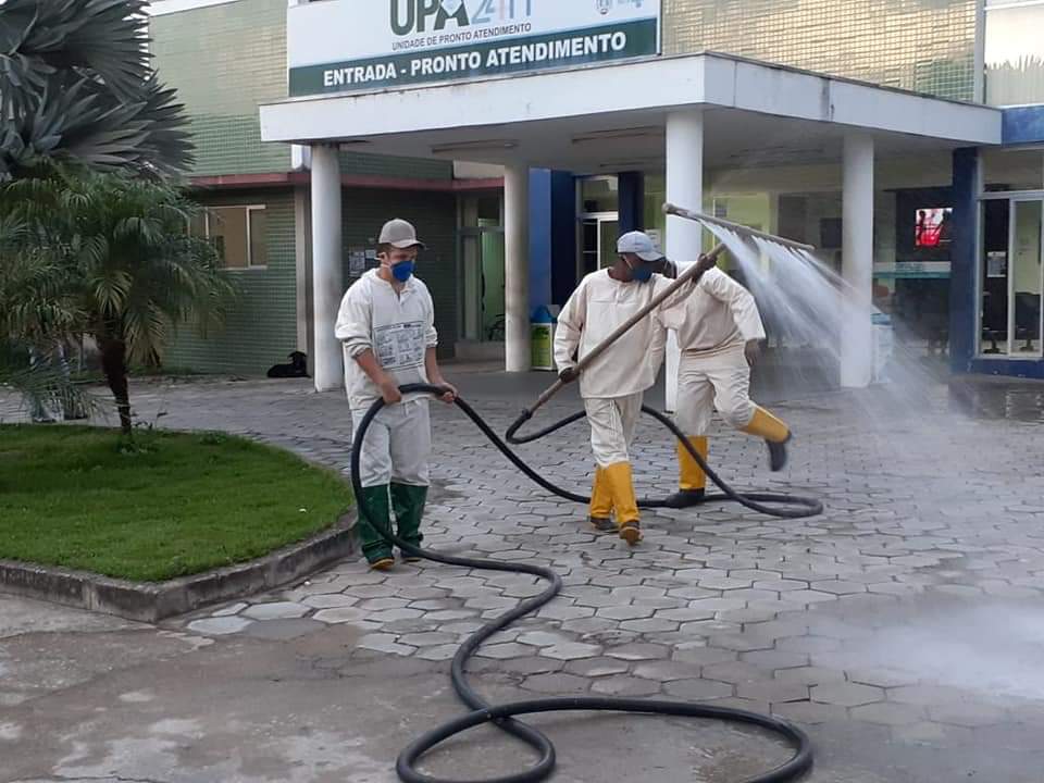 Prefeitura inicia mais uma semana de desinfecção de ruas em combate ao Covid-19.