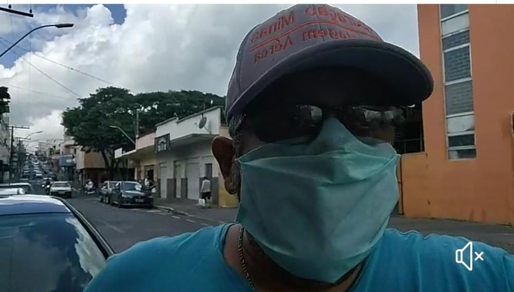 Campo Belo lotada no feriado de Páscoa. Pessoas em ritmo normal de sábado.