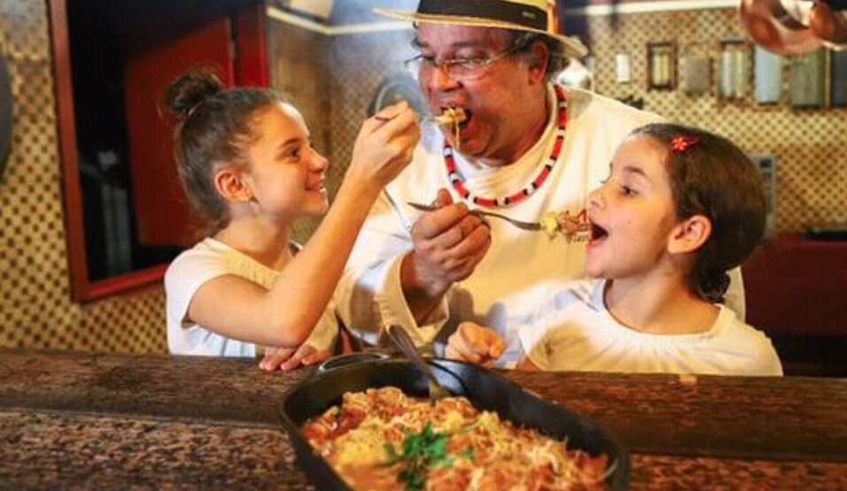 Dia dos Pais: Chefs compartilham as receitas que preparam para os seus filhos