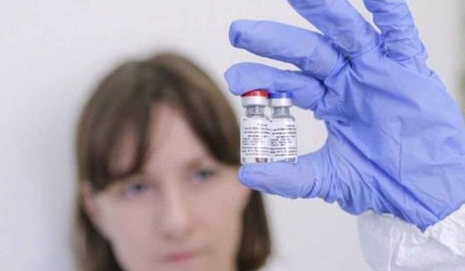 Rússia anuncia produção de primeiro lote de vacina contra o novo coronavírus