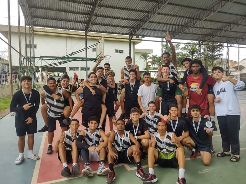 A semana segue agitada com os Jogos Escolares realizados pela Prefeitura de Campo Belo, por meio da Secretaria Municipal de Esporte, Cultura e Turismo.