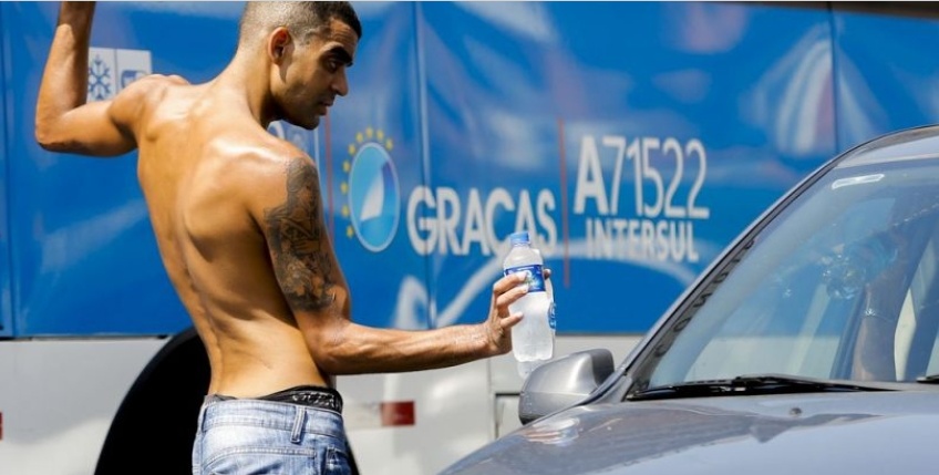 Massa de ar seco e quente deve ficar no país até semana que vem