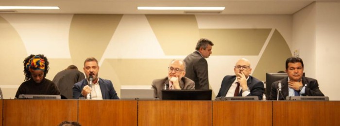 Descentralização dos recursos e crescimento da atividade turística pautam apresentação da Secult no Assembleia Fiscaliza