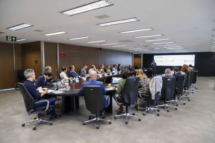 Apresentação de projetos e indicadores marca reunião extraordinária com o secretariado