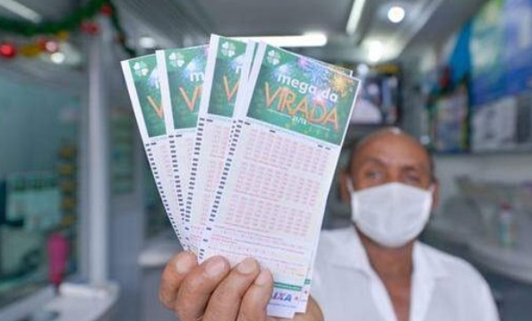 Mega da Virada: Mineiros iniciam corrida às lotéricas para fazerem suas apostas