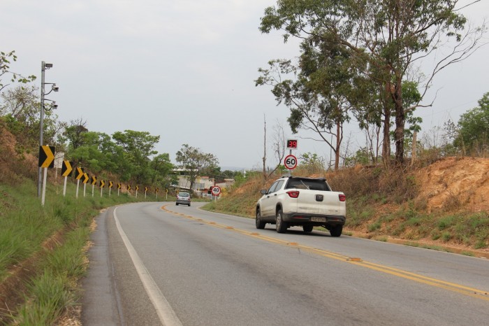 Trechos com radares registram queda de 77% no número de acidentes em rodovias estaduais 