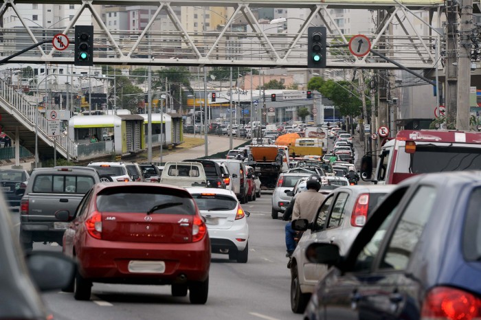 Governo garantiu, em 2023, mais qualidade na prestação de serviços e agilidade nas vistorias veiculares para moradores de mais de 200 municípios 