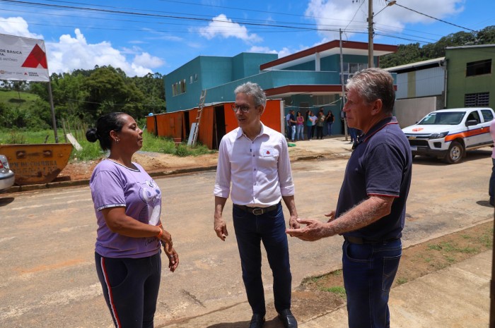 Governador acompanha obra de UBS retomada após dez anos, na Zona da Mata