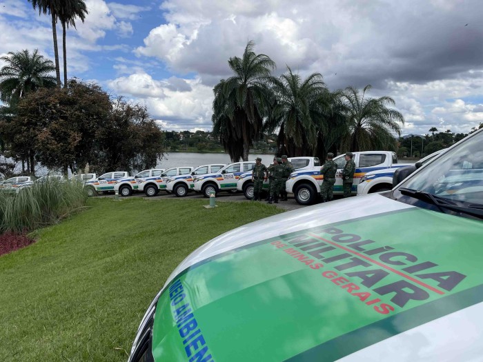 Governo de Minas e Ministério Público entregam 22 novas viaturas à Polícia Militar de Meio Ambiente