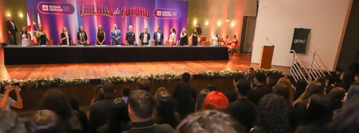 Trilhas de Futuro capacita 200 novos profissionais para o mercado de trabalho 