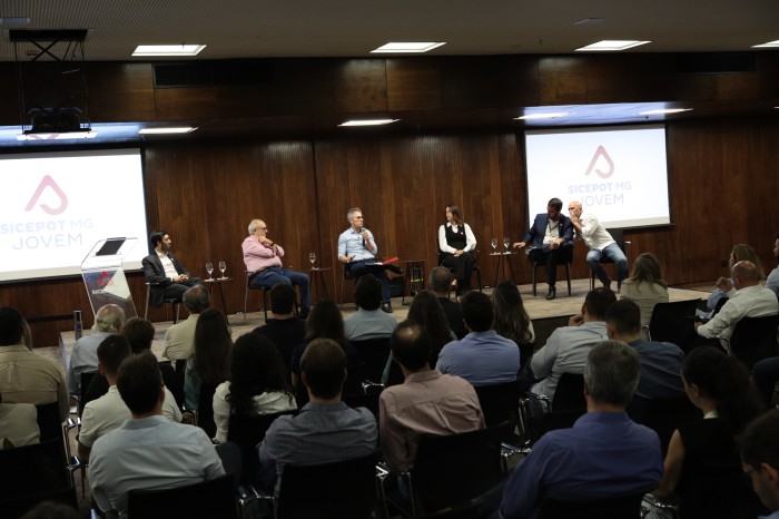 Governador participa de painel sobre o Acordo de Brumadinho com grupo de jovens do Sicepot-MG