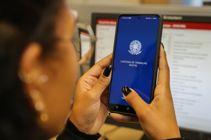Postos do Sine em Minas oferece mais de 12,4 mil vagas de emprego