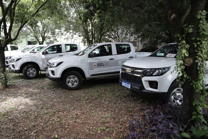 Governo entrega 81 novos carros a unidades regionais do Instituto Estadual de Florestas (IEF) 