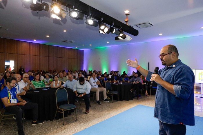Governo de Minas reforça importância das CDLs mineiras e ressalta parceria do Executivo com o setor varejista