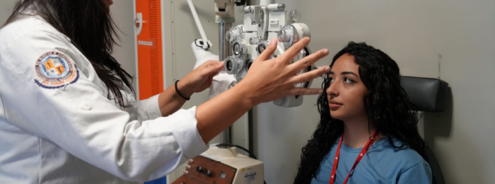 Advocacia Geral do Estado oferece exame oftalmológico gratuito para adolescentes que colaboram com o órgão